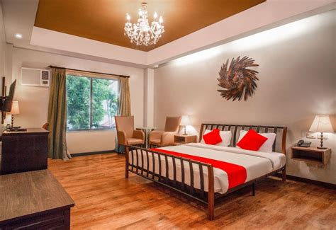 OYO 579 ANISABEL SUITES .
